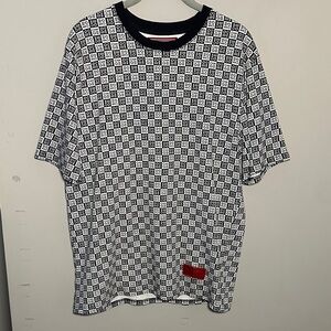 CHNGE Black and White all over print Graphic Tee